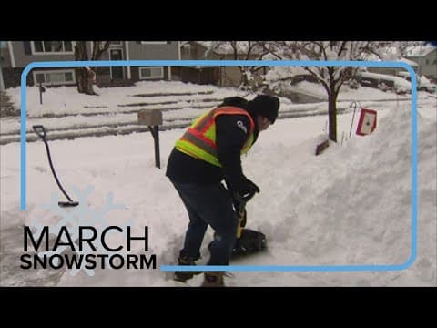 9NEWS reporter continues helping families clear snow