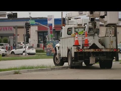 Police enhancing charges for people threatening line workers trying to get the power back