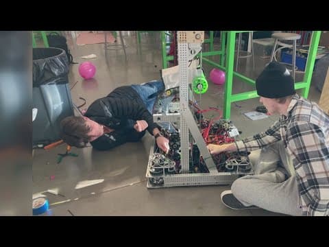 Knoxville high schoolers compete in regional robotics tournament, prep for championship
