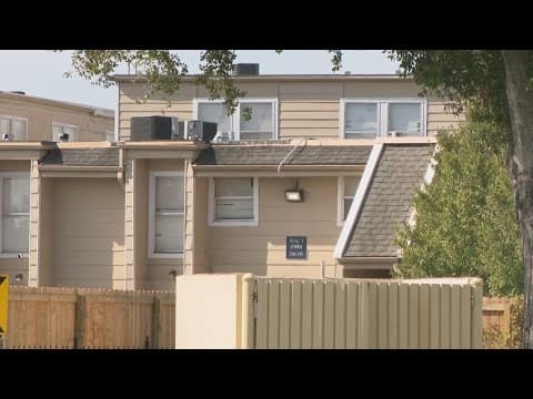 Kidnapping, armed robbery suspect accused of shooting at federal agents refuses to surrender