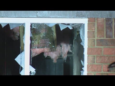 Investigators looking into cause of northwest Indy apartment fire