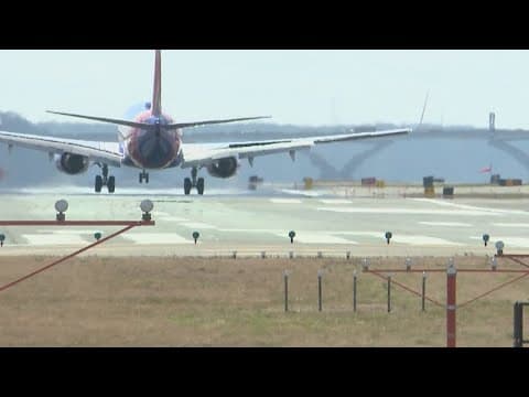 FAA investigating false alerts at DCA