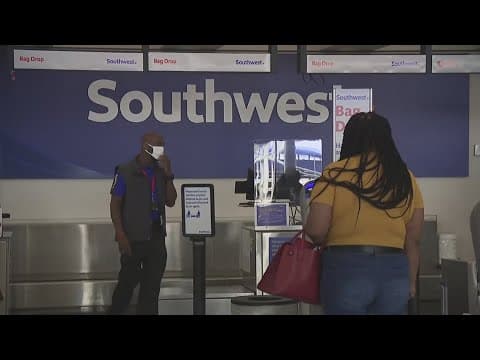 Two more Southwest Airlines board members resign