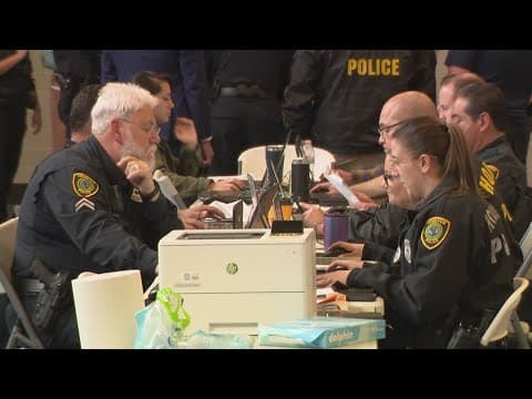 Houston mayor, HPD chief visit investigators reviewing suspended incident reports