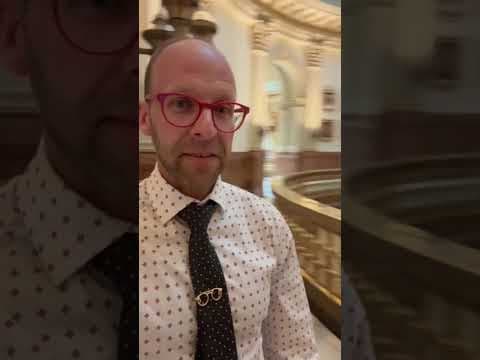 President Trump replaces “distorted” portrait at Colorado State Capitol.