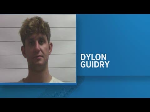 Man arrested after trying to climb wall into jail