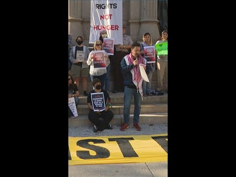Hoosiers hold rally for peace at Indiana Statehouse