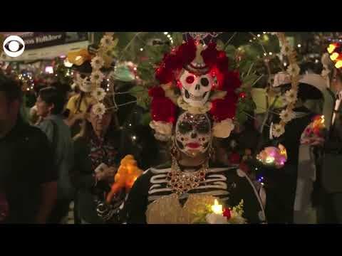 Hundreds dress as skeletons for parade to celebrate Day of the Dead in Mexico City