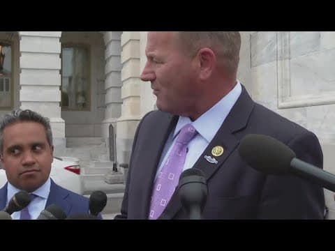 U.S. Rep. Troy Nehls didn't earn military badge he wears, watchdog group says