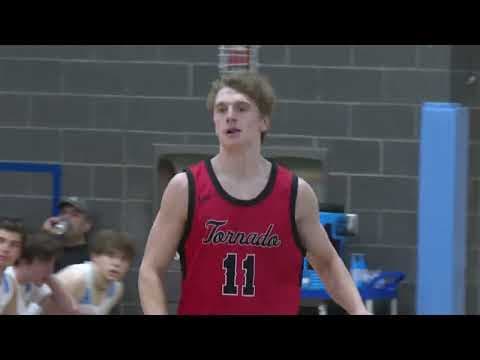 Lakeridge boys hold on to stop North Medford | Friday Night Hoops