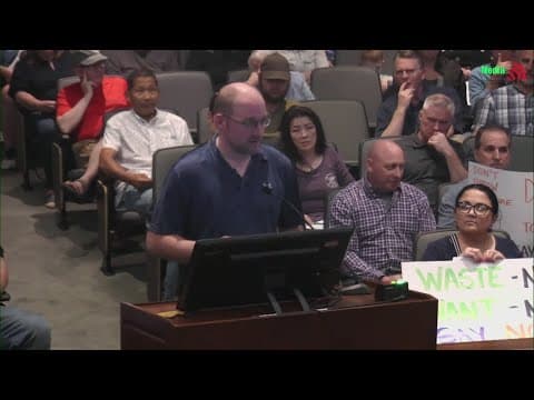 Stafford neighbors upset over Buc-ee's plans join Board meeting