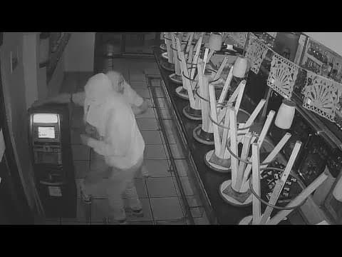 Local restaurant vandalized, robbed overnight