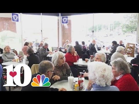 Knox County Mayor honors Long's Drug Store by declaring day named after it