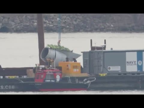 US judge sets 2027 trial for lawsuits over fatal plane, Army helicopter crash