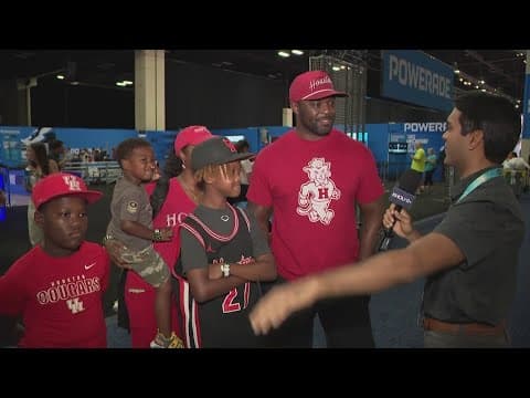 Whose house? Coogs fans converge on Alamo City where Final Four fever is spreading