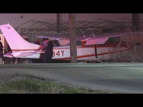 HPD: Small plane makes emergency landing in east Houston