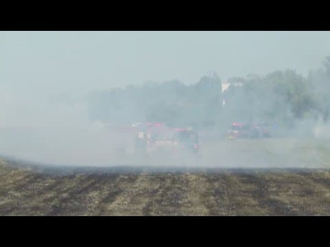 NOFD battling grass fire along MRGO in New Orleans East