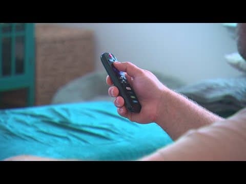 Those who sleep with the TV on may be getting worse sleep