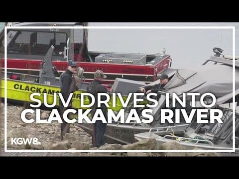 Car drives into river near Clackamette RV Park