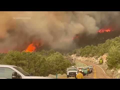 Wildfire destroys a historic Grand Canyon lodge and other structures