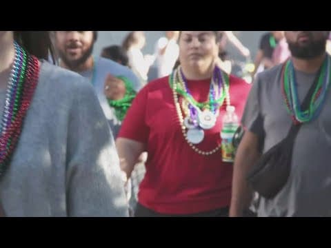 Thousands attend Sugar Bowl parade in New Orleans