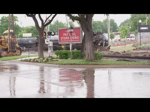 Cleanup underway after train derailed in Waxahachie: Latest updates