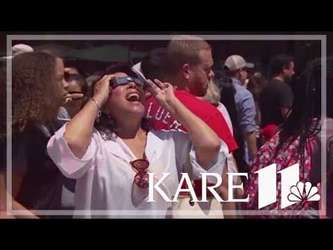 Eclipse dazzles crowds from Mexico to Canada