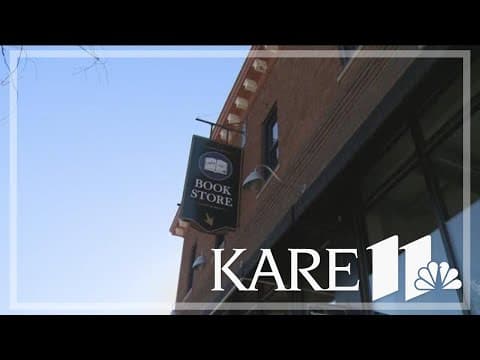 Beloved author gifts holiday bonus to Victoria bookseller