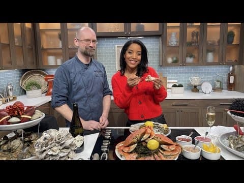 Shucking oysters with Water Grill - New Day NW