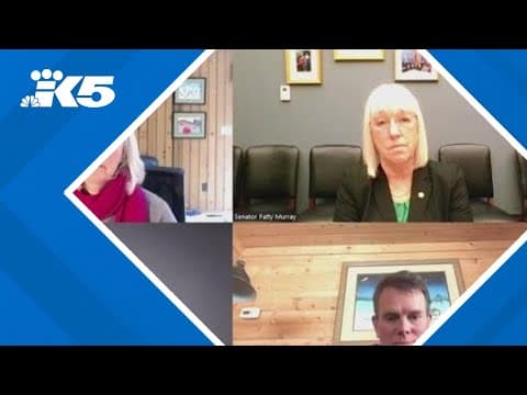 Federal workers join forces with Sen. Patty Murray to protest Musk-led budget reductions