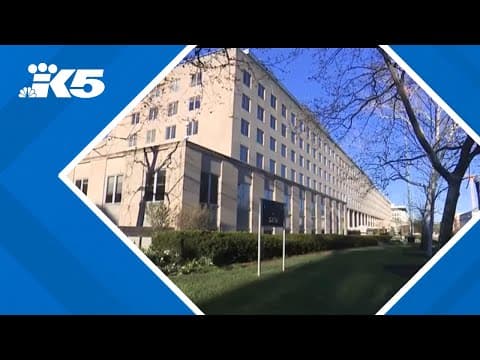 U.S. pauses new student visa appointments