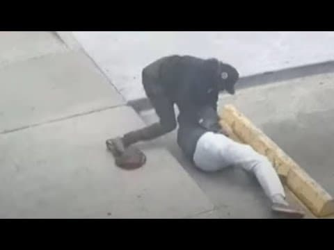 Houston police release video of man attacked, robbed in front of West Houston store