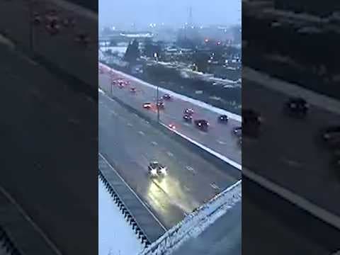 Minnesota roads: Drivers crash, spin out in the snow