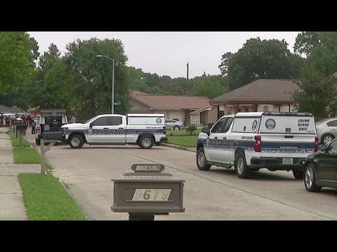 Man killed after shootout with Harris County deputies in northeast Houston