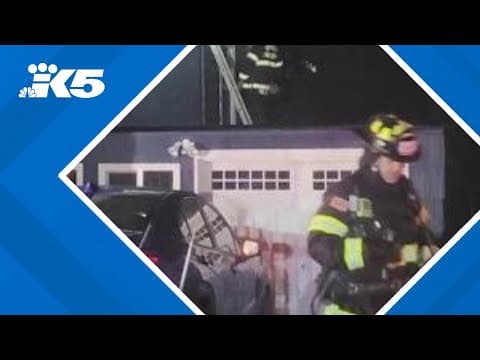 Lightning strikes home in Everett, starts roof fire