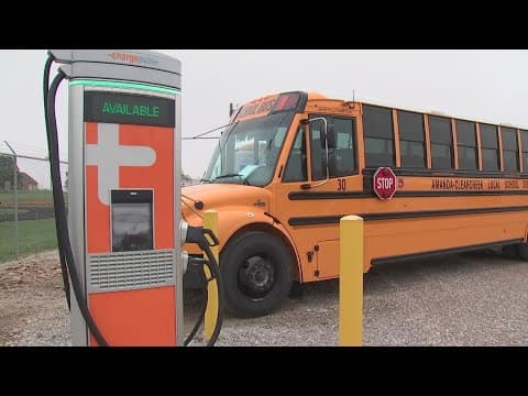 Amanda-Clearcreek Local Schools celebrates arrival of 2 new electric school buses