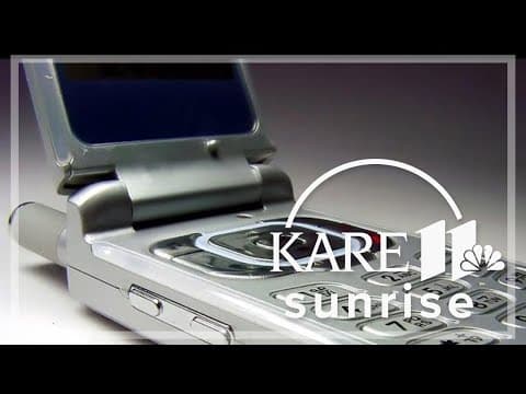 It might be 'smart' to ditch your high-tech device for a flip phone