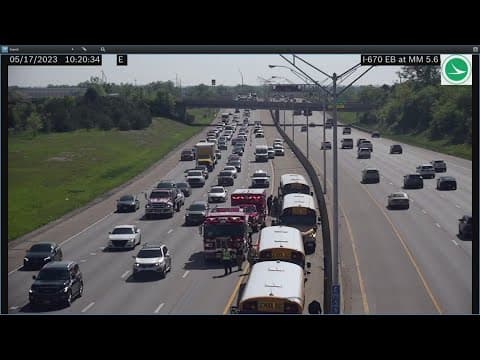 8 children hospitalized after 2 school buses crash on I-670 near downtown Columbus