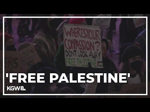 Pro-Palestine supporters show up at Portland tree lighting