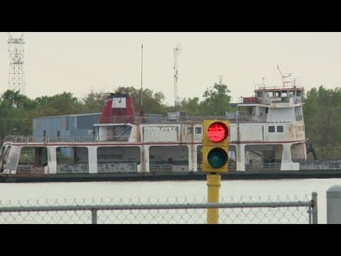 Ferry out after truck drivers into river, Coast Guard suspends search