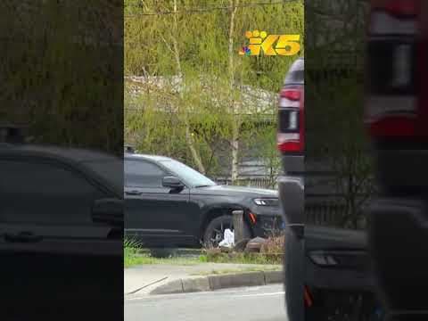 New smart signs in King County can tell if drivers are on their phones