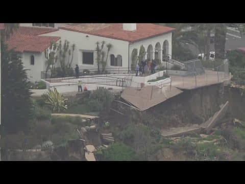 Landslide shuts down train service between Orange County and San Diego
