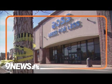 Man with BB guns taken into custody at Aurora department store