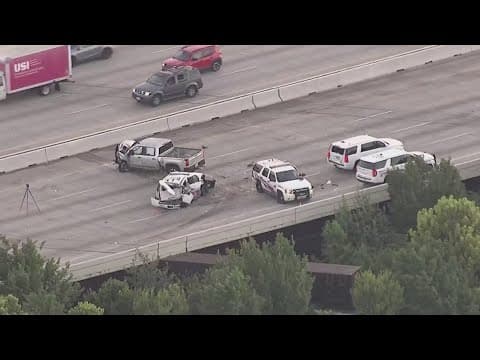 Suspected impaired driver slams into deputies on Beltway 8 near Ella; 5 hospitalized, Pct. 4 says