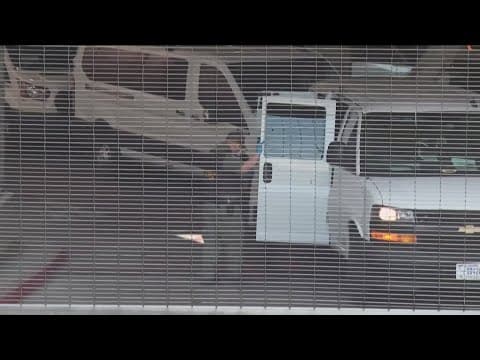 ICE agents arrest migrants at San Diego courthouse