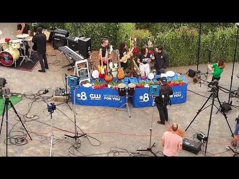 Live with Carlsbad Village Music, one of many great businesses in the Carlsbad Village