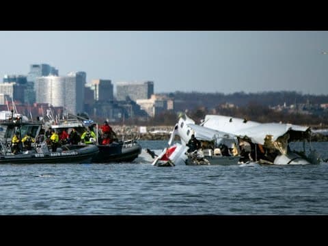 NTSB gives update on deadly midair collision near DC