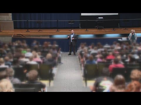 Prosecutor warns students about consequences of sexting