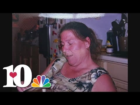 Family decorates tree in memory of East Tennessee Children's Hospital nurse