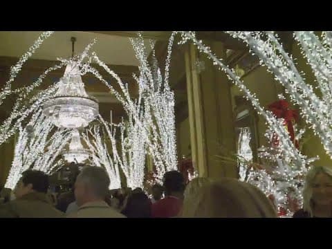 Roosevelt Hotel lobby lit for the holidays in New Orleans